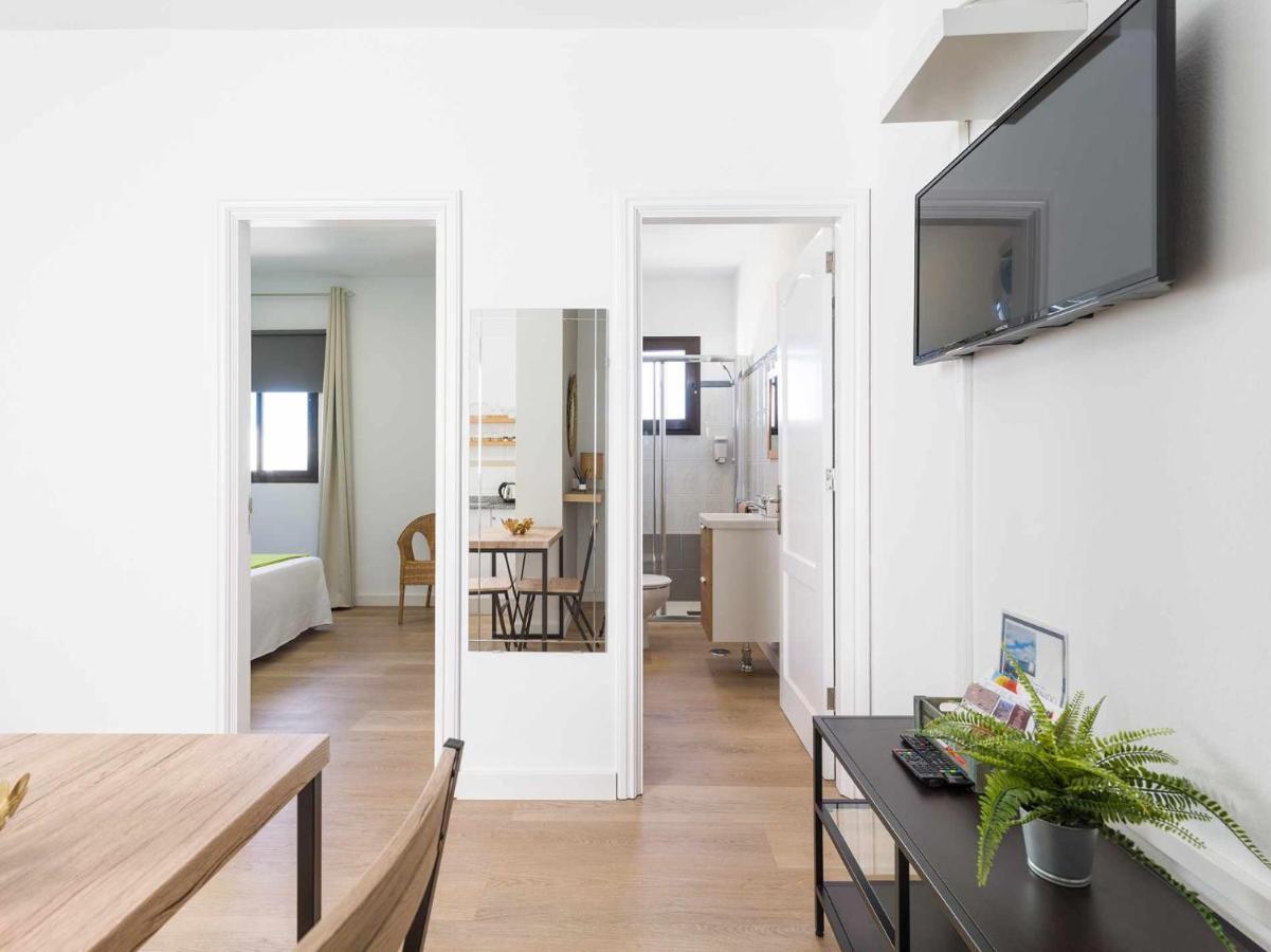 Mahostly Apartamento Comillas Se Arrecife  Eksteriør billede